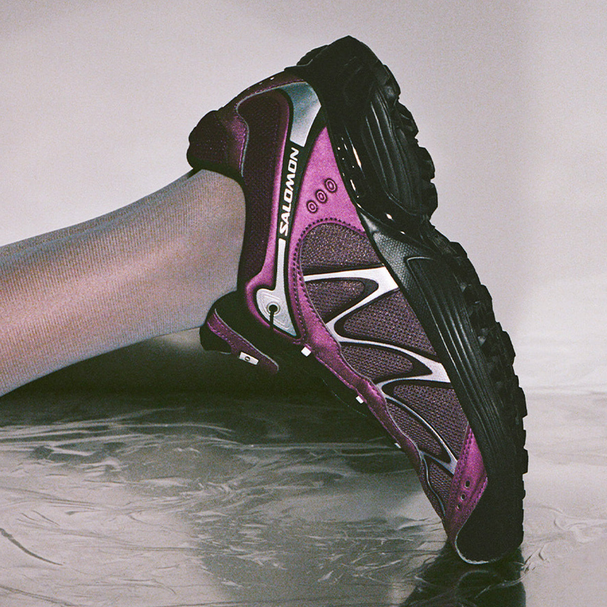 IRIDESCENT PACK – サロモン公式オンラインストア