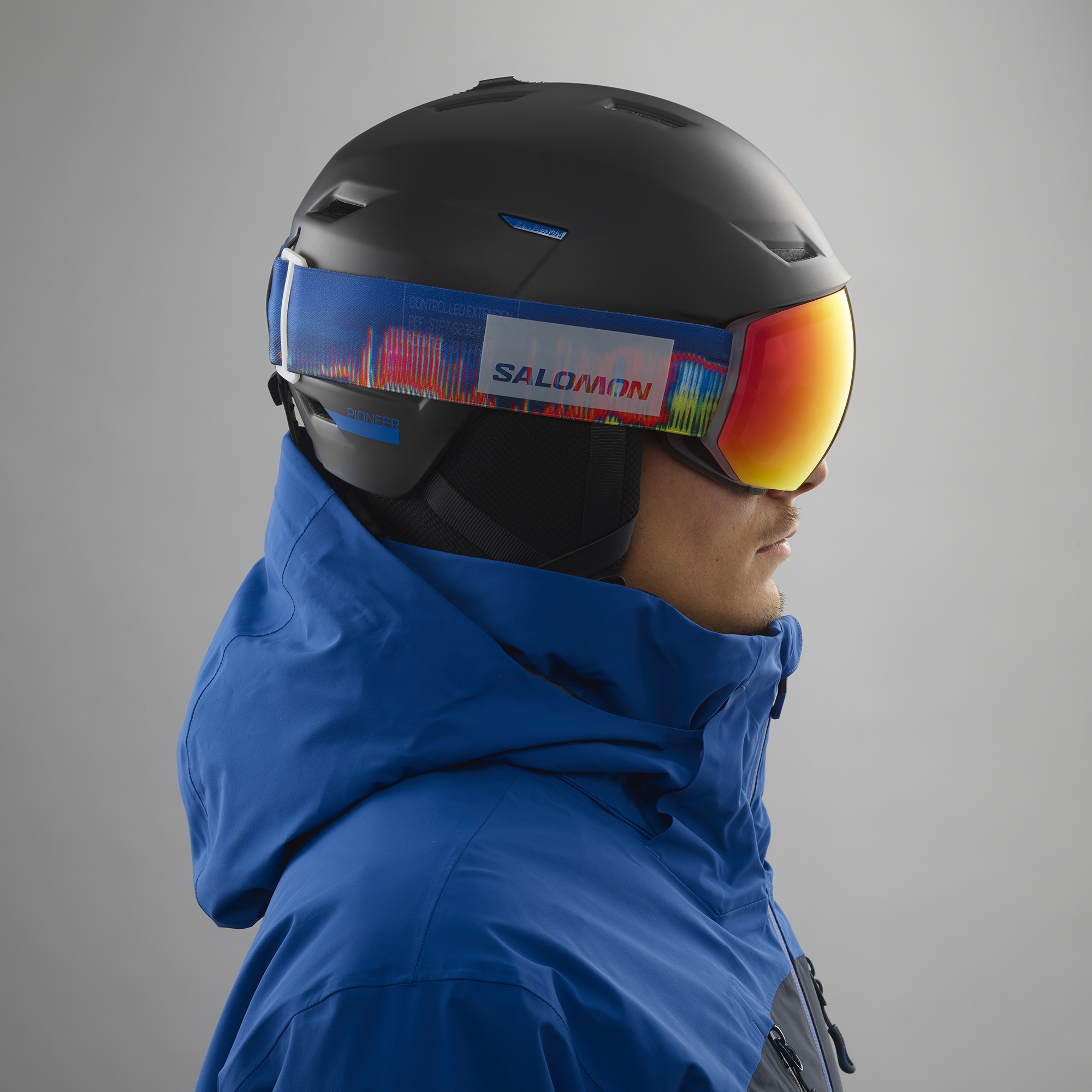 半価特販【美品】サロモン ヘルメット PIONEER LT VISOR スキー・スノーボードアクセサリー