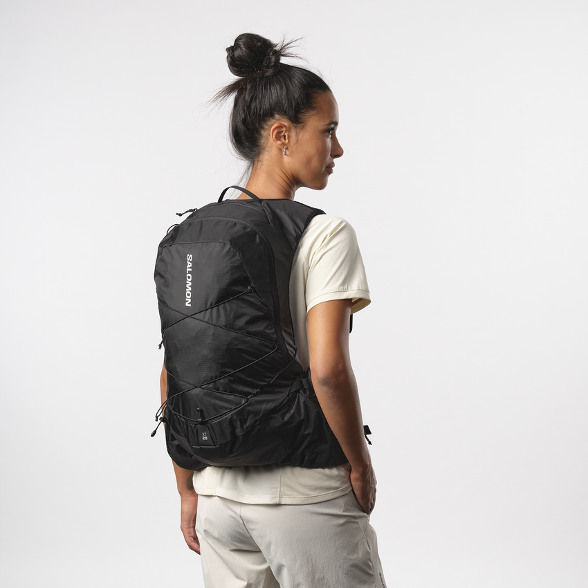 SALOMON XT 20 ブラック バックパック SALOMON XT 20 ブラック バックパック