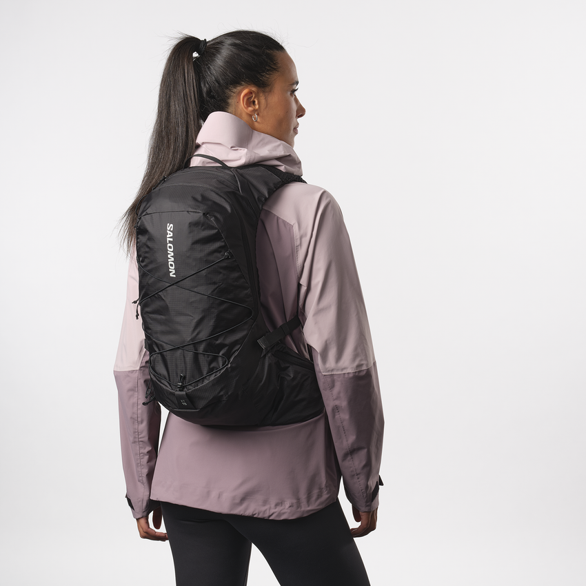 Salomon XT15 バックパック(15L) Salomon XT15 バックパック(15L)