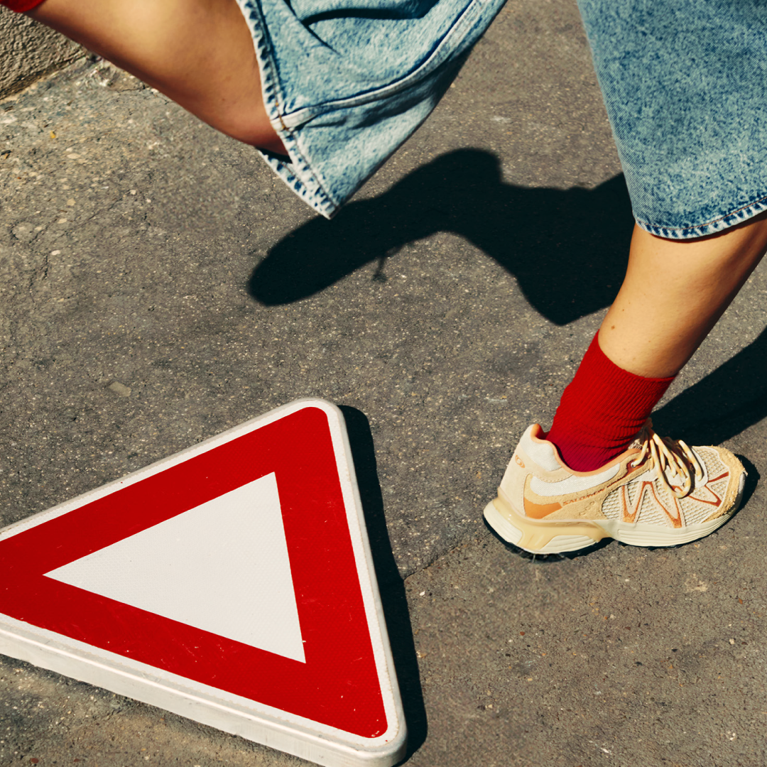 XT-WHISPER EMBROIDERY