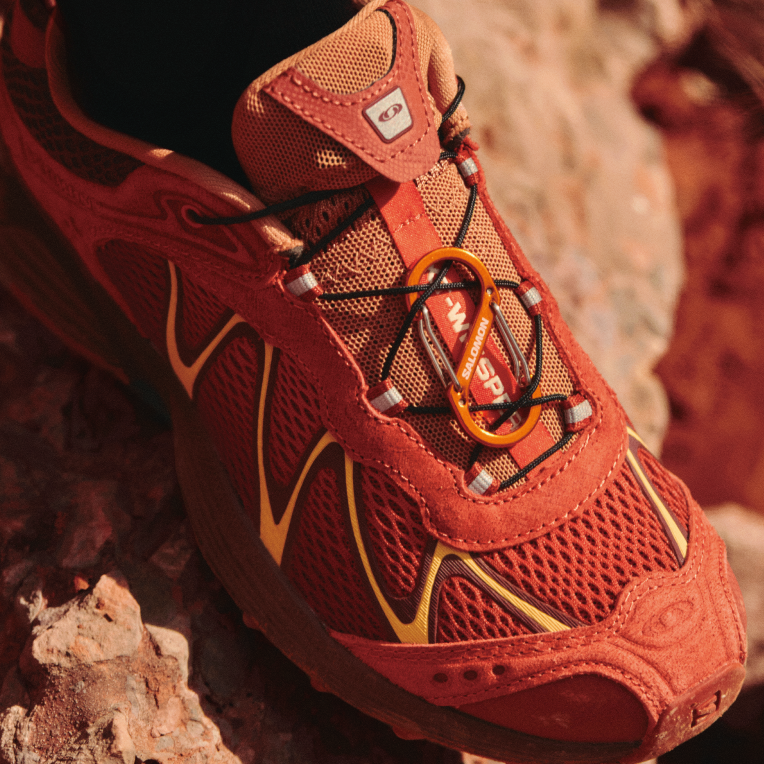 XT-WHISPER RED ASHES